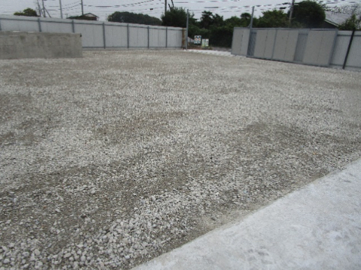 Sakura Industrial Yard — open gravel yard